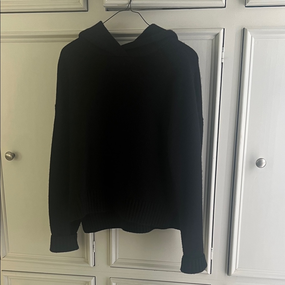 Greyson Black Hooded wool and Cashmere Sweater